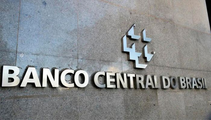  Contas públicas têm déficit de R$ 21,4 bilhões em agosto 